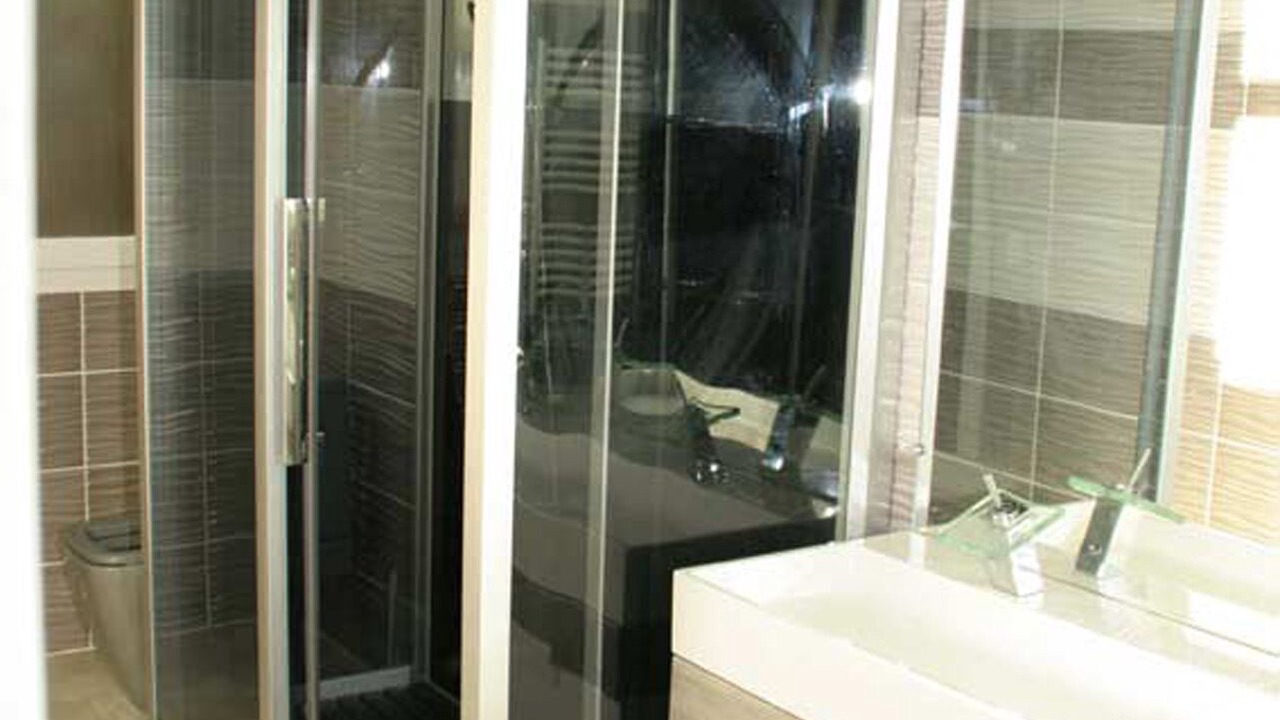 Photo of Bathroom in Nyls