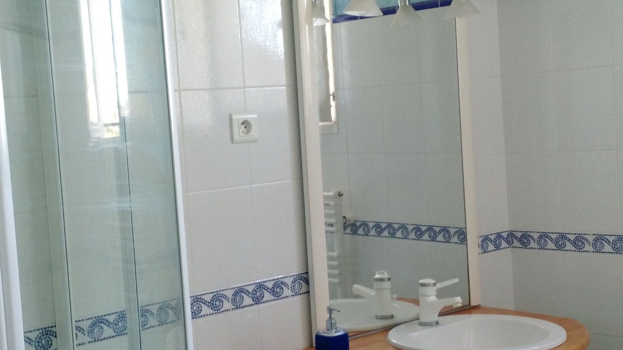 Photo of Bathroom in Puissalicon