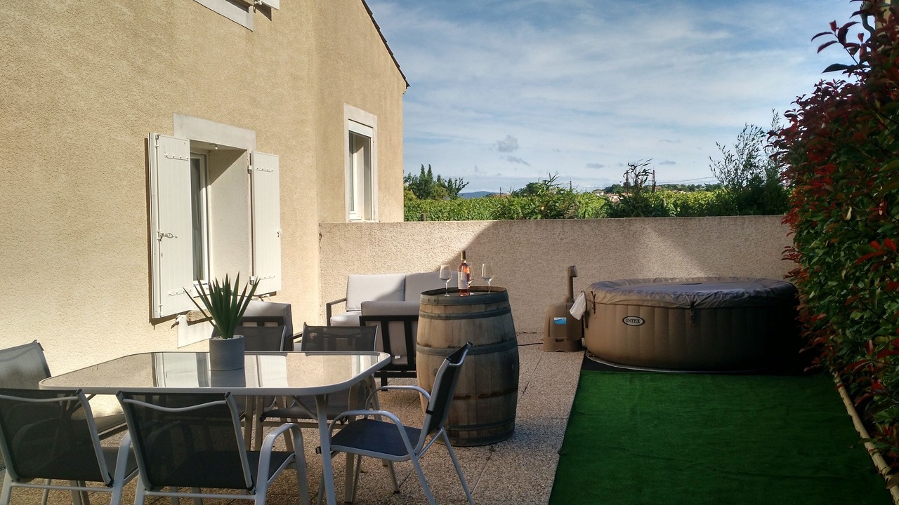 Photo of Outdoor in Puissalicon