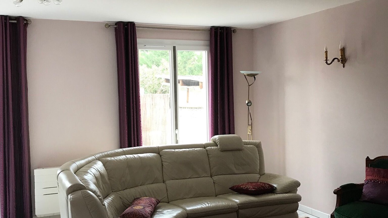 Photo of Livingroom in Moyen-Vernet