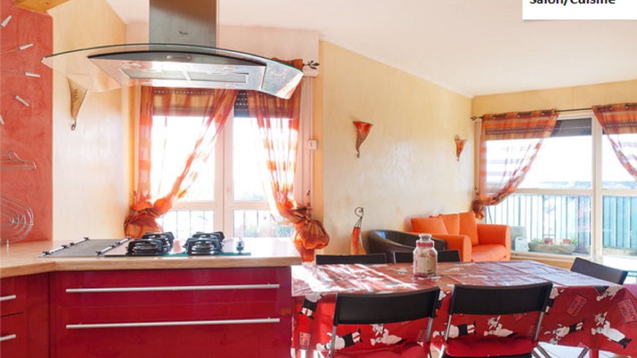 Photo of Others in Grigny