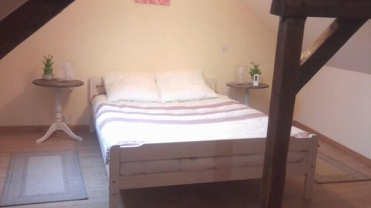 Photo of Bedroom in Pledeliac
