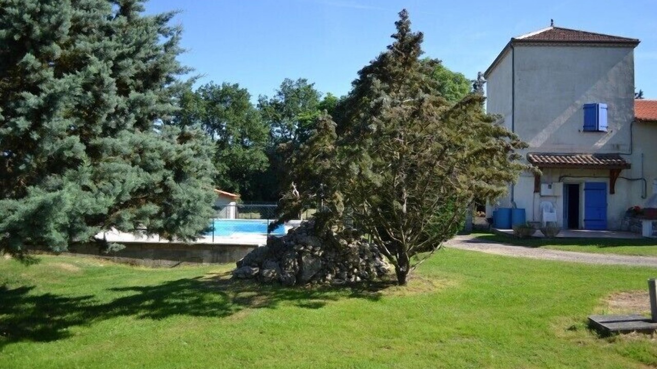 Photo of Outdoor in Blaymont