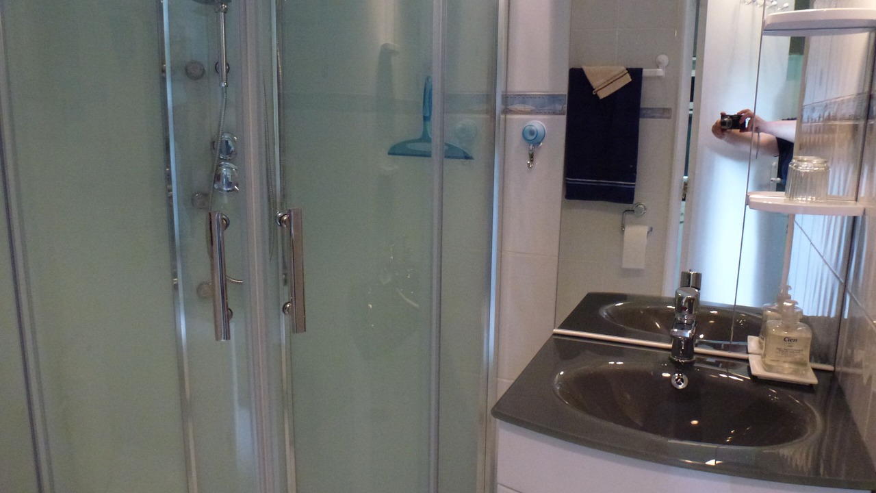 Photo of Bathroom in Janville-sur-Juine