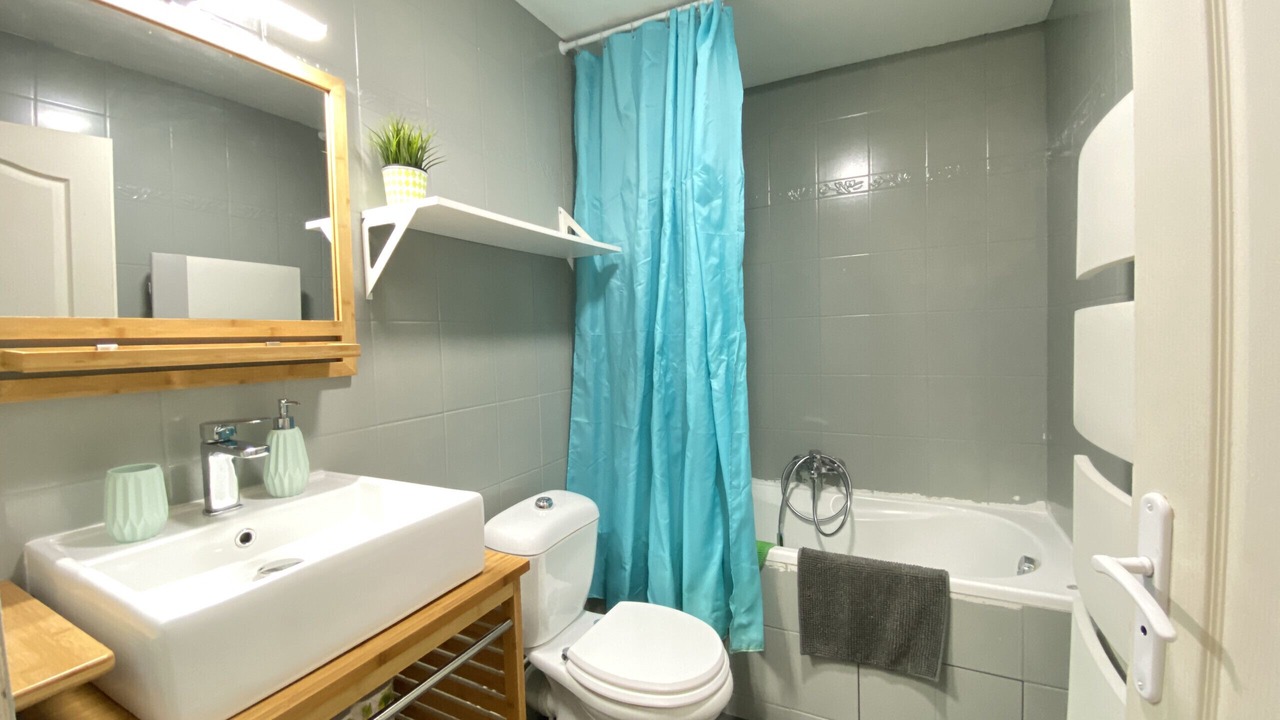 Photo of Bathroom in Cauterets