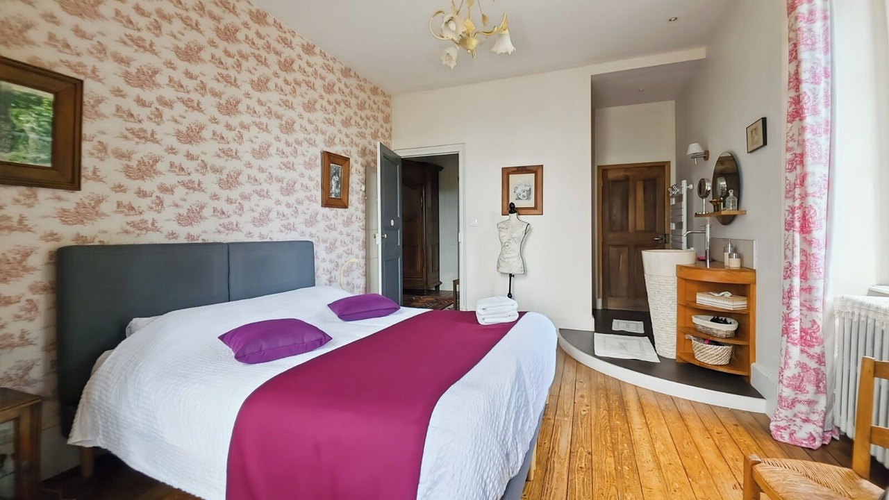 Photo of Bedroom in Andancette