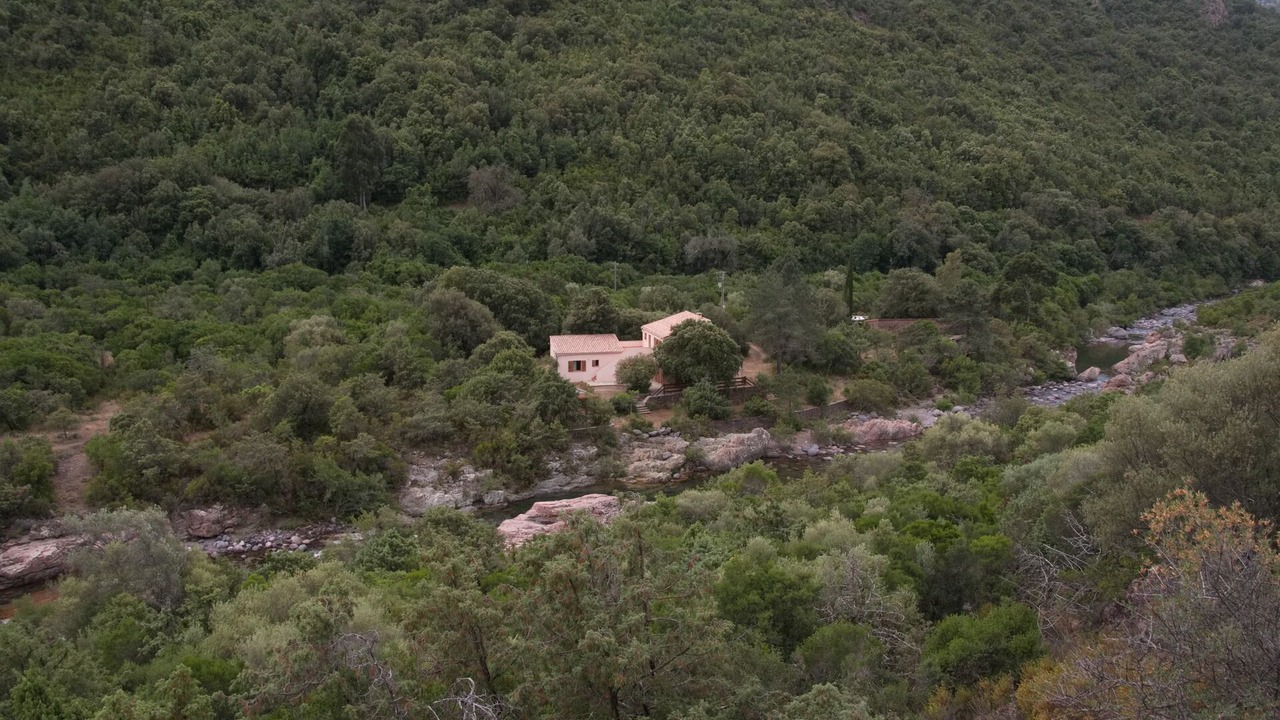 Photo of Outdoor in Manso