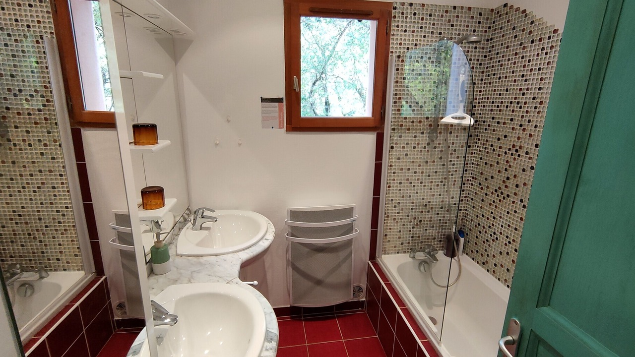 Photo of Bathroom in Manso