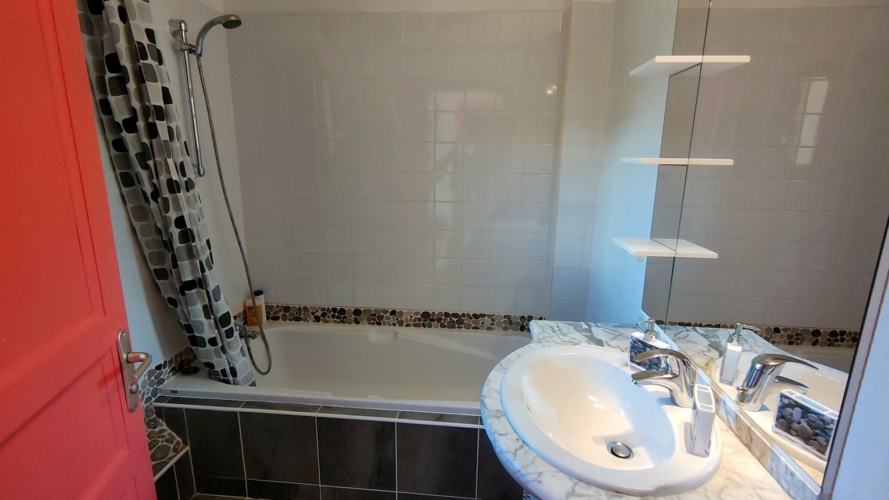 Photo of Bathroom in Manso