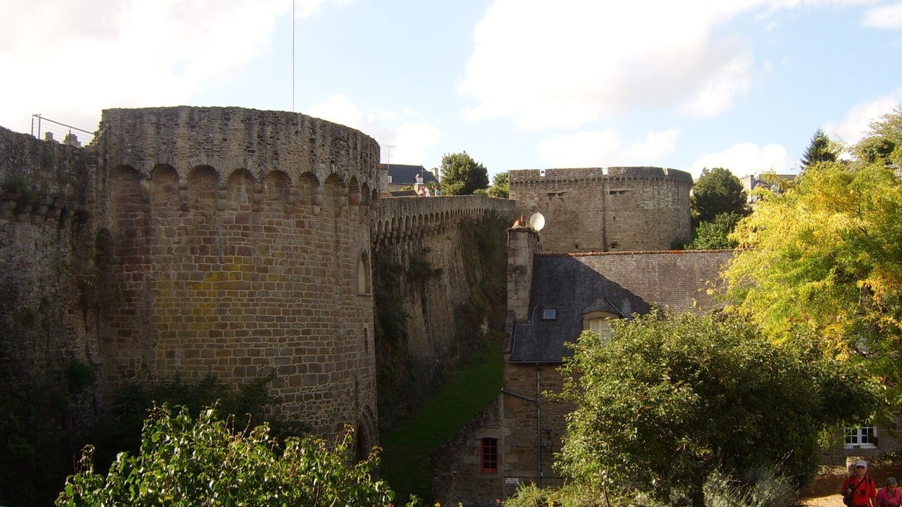 Photo of Others in Dol-de-Bretagne