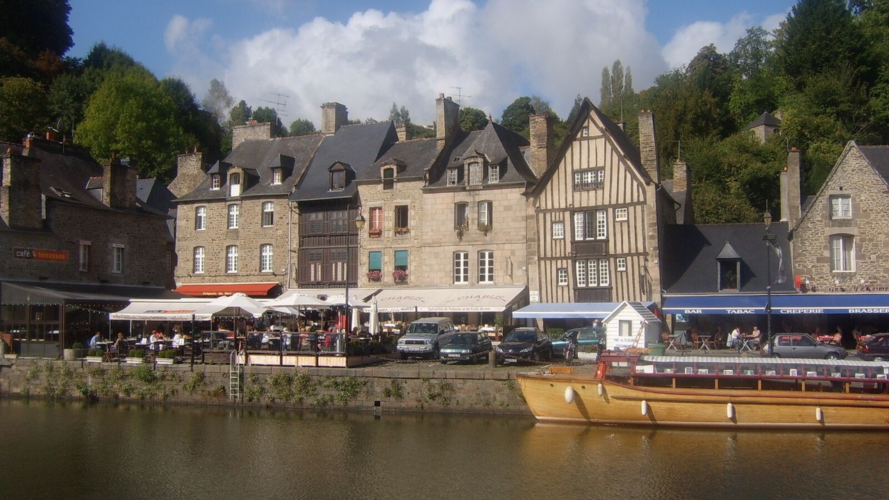 Photo of Others in Dol-de-Bretagne