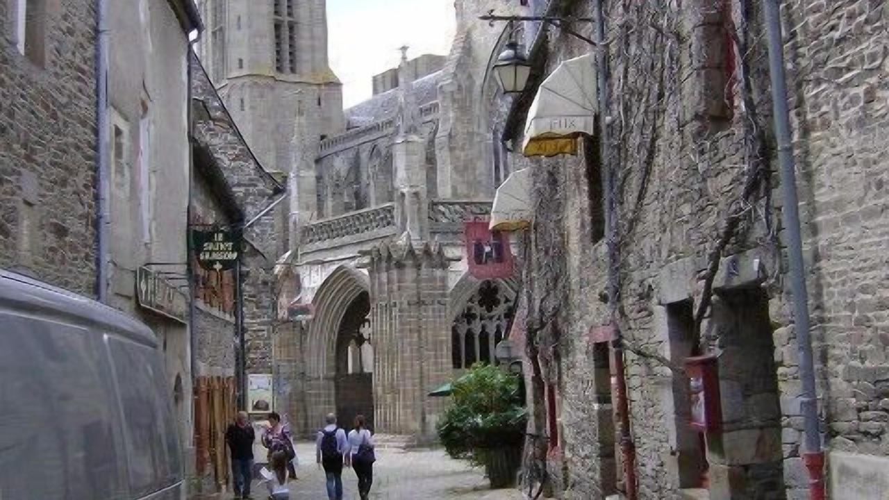 Photo of Others in Dol-de-Bretagne