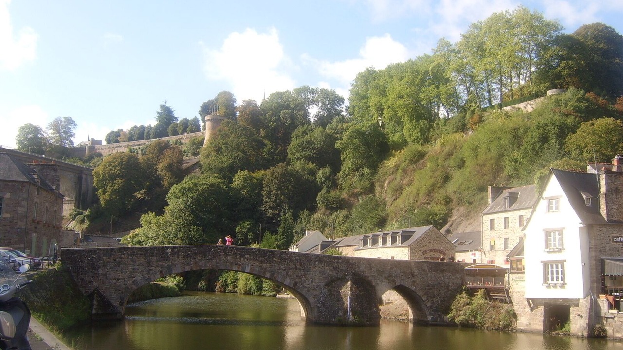 Photo of Others in Dol-de-Bretagne