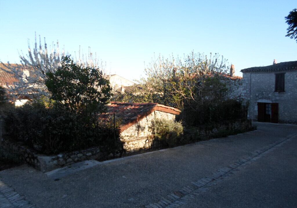 Photo of Outdoor in Bias