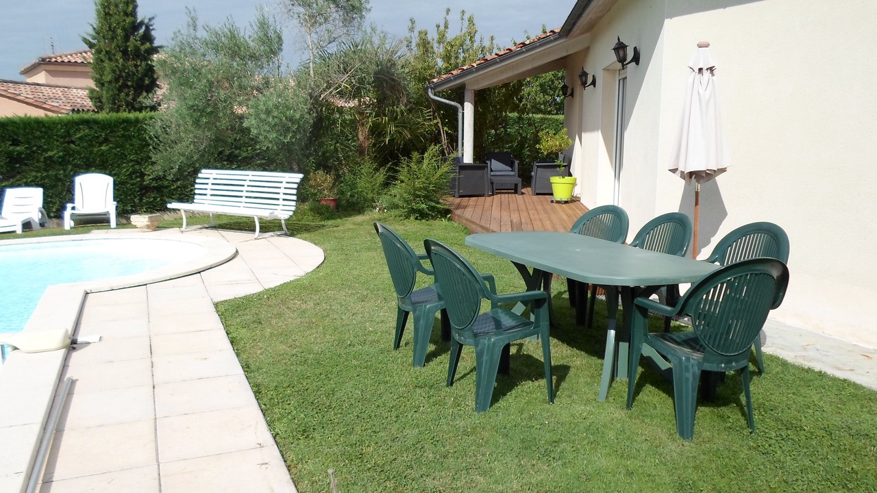 Photo of Outdoor in Bias