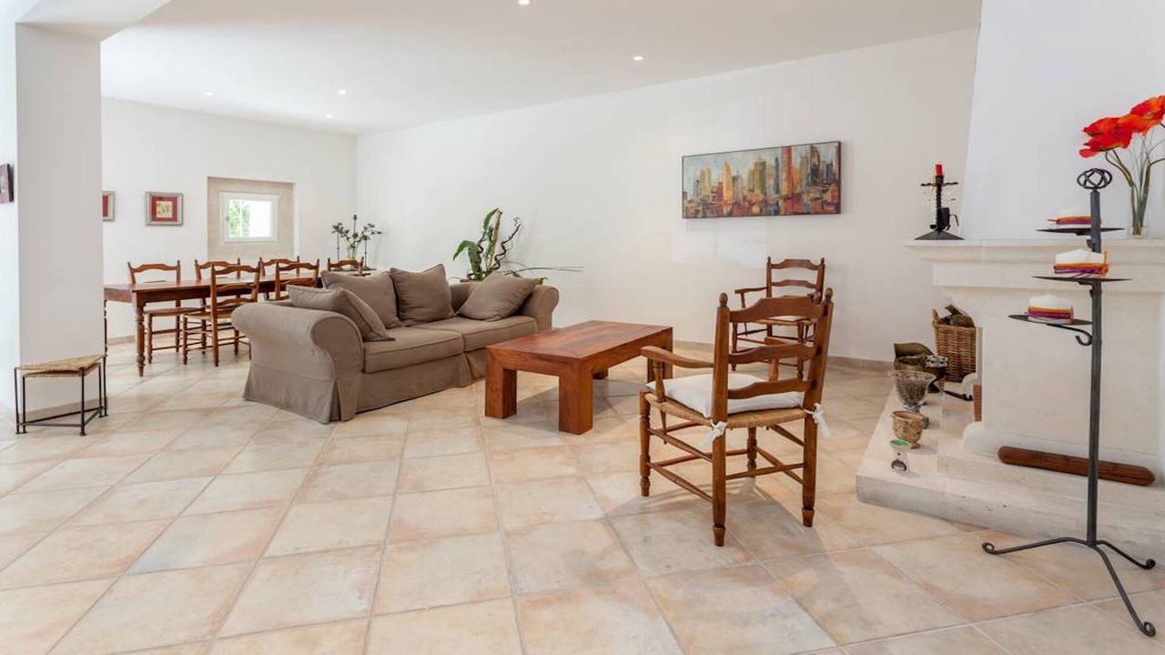 Photo of Livingroom in Mornas