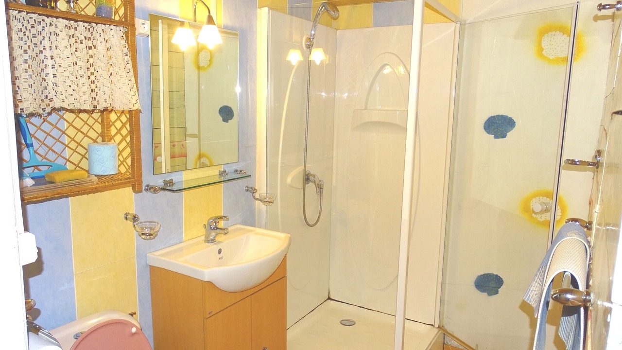 Photo of Bathroom in Tombeboeuf