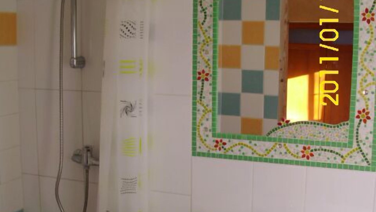 Photo of Bathroom in Orthoux-Serignac-Quilhan