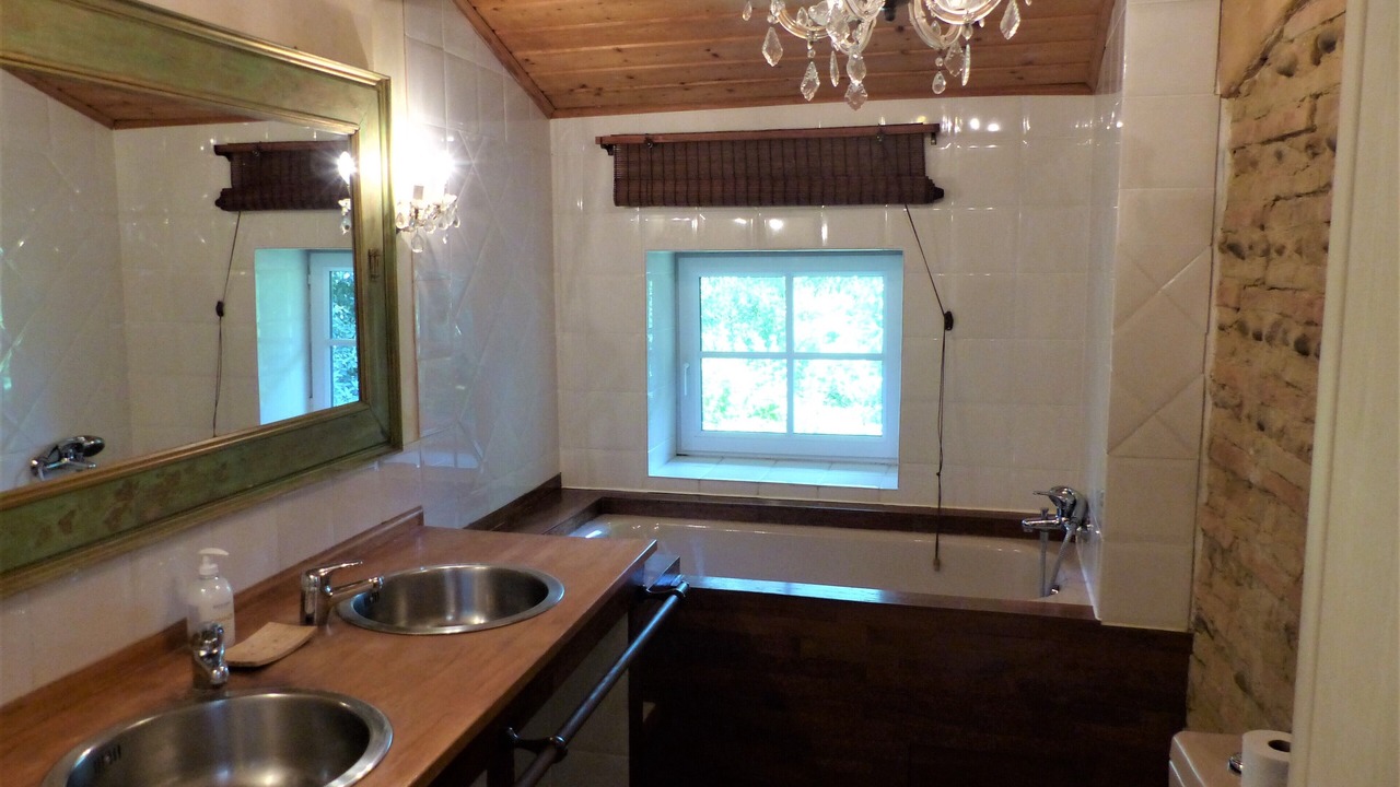 Photo of Bathroom in Lagraulet-Saint-Nicolas