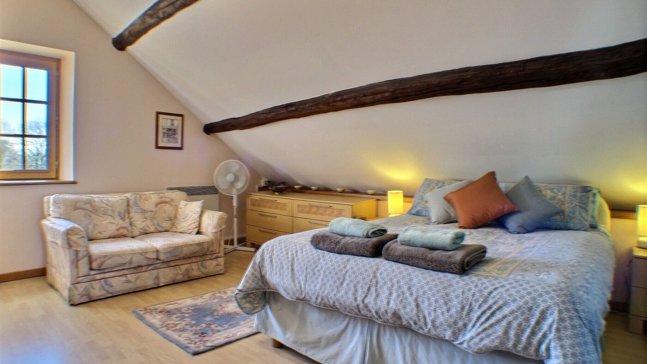 Photo of Bedroom in Glux-en-Glenne