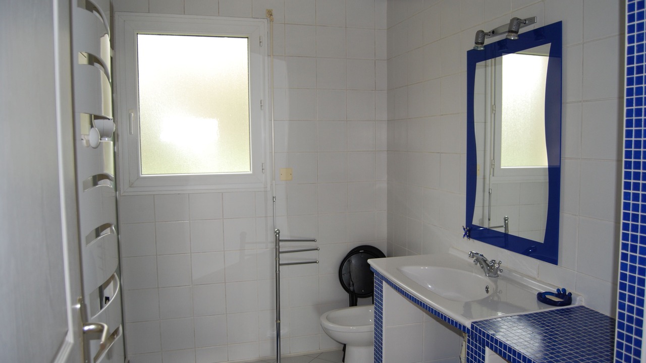 Photo of Bathroom in Monlaur-Bernet