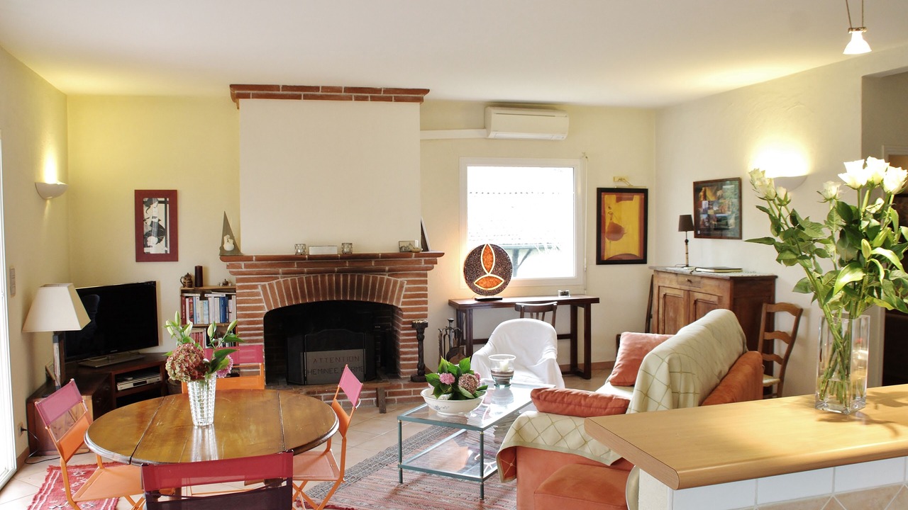 Photo of Livingroom in Monlaur-Bernet