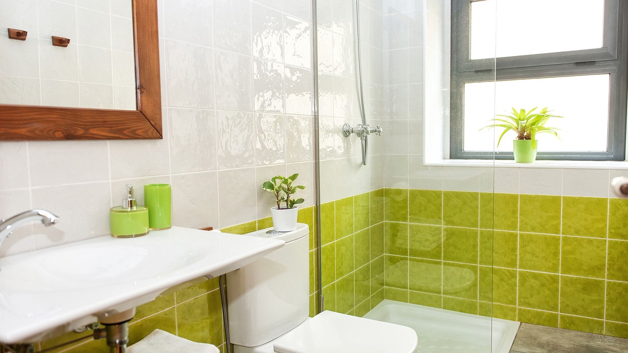 Photo of Bathroom in Garriguella