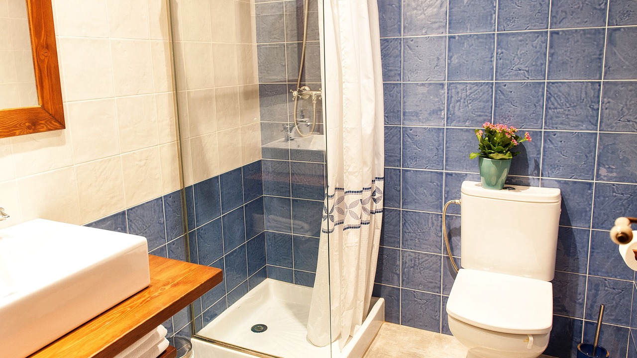 Photo of Bathroom in Garriguella
