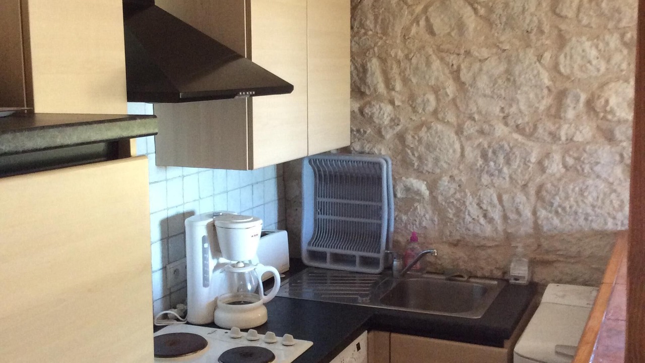 Photo of Kitchen in Monjoi
