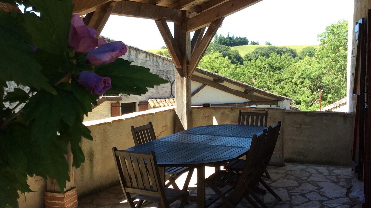 Photo of Outdoor in Monjoi