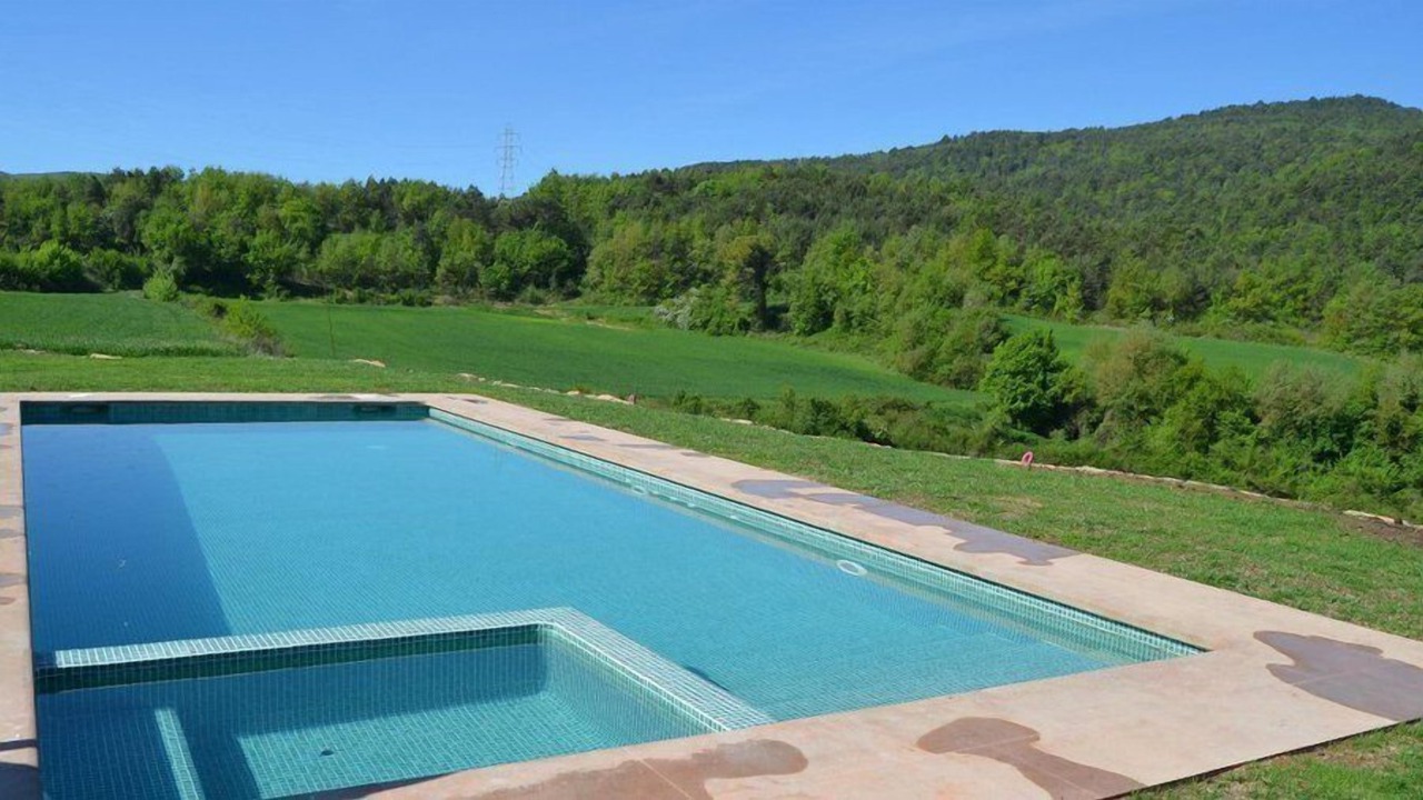 Photo of Outdoor in Santa Eulalia de Riuprimer