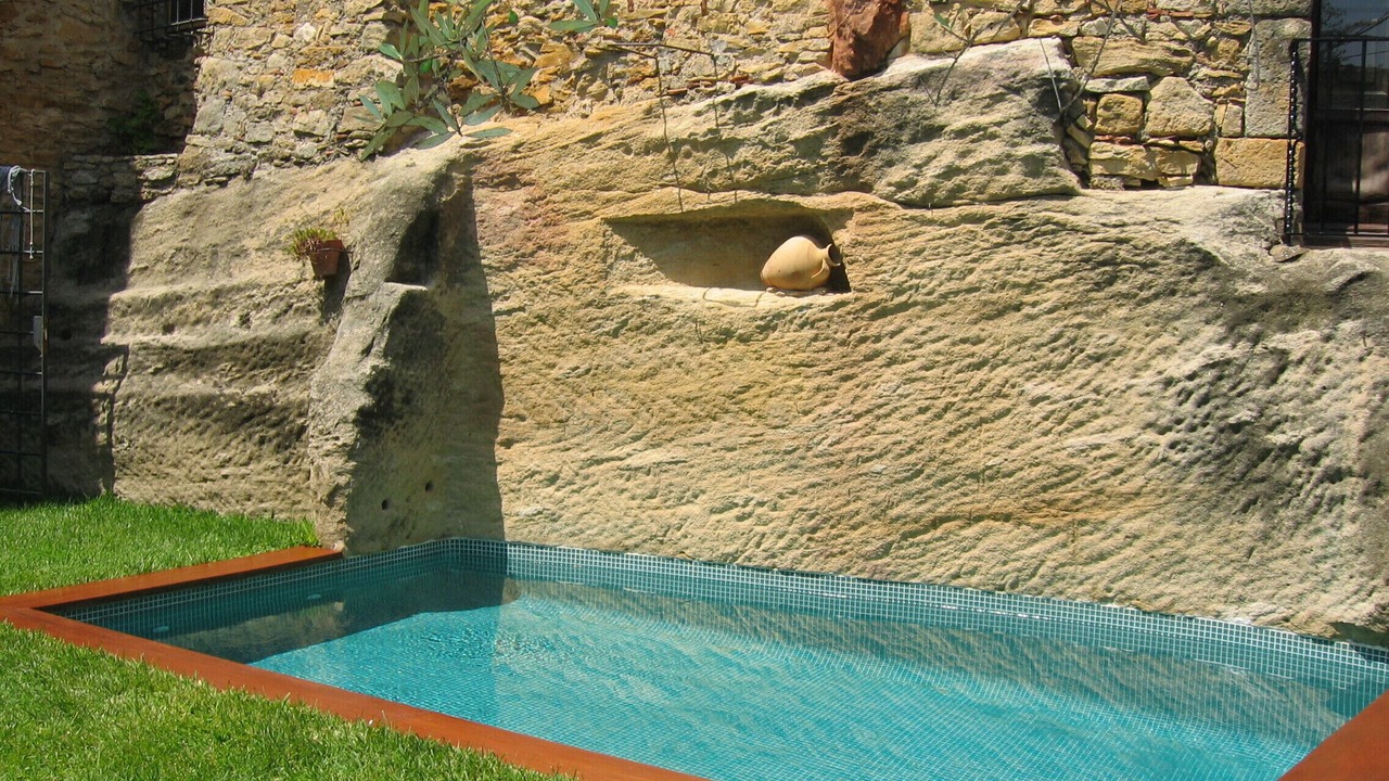 Photo of Outdoor in Peratallada