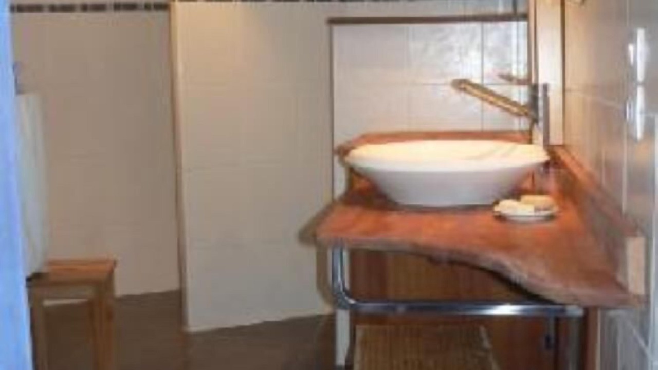 Photo of Bathroom in Puechabon