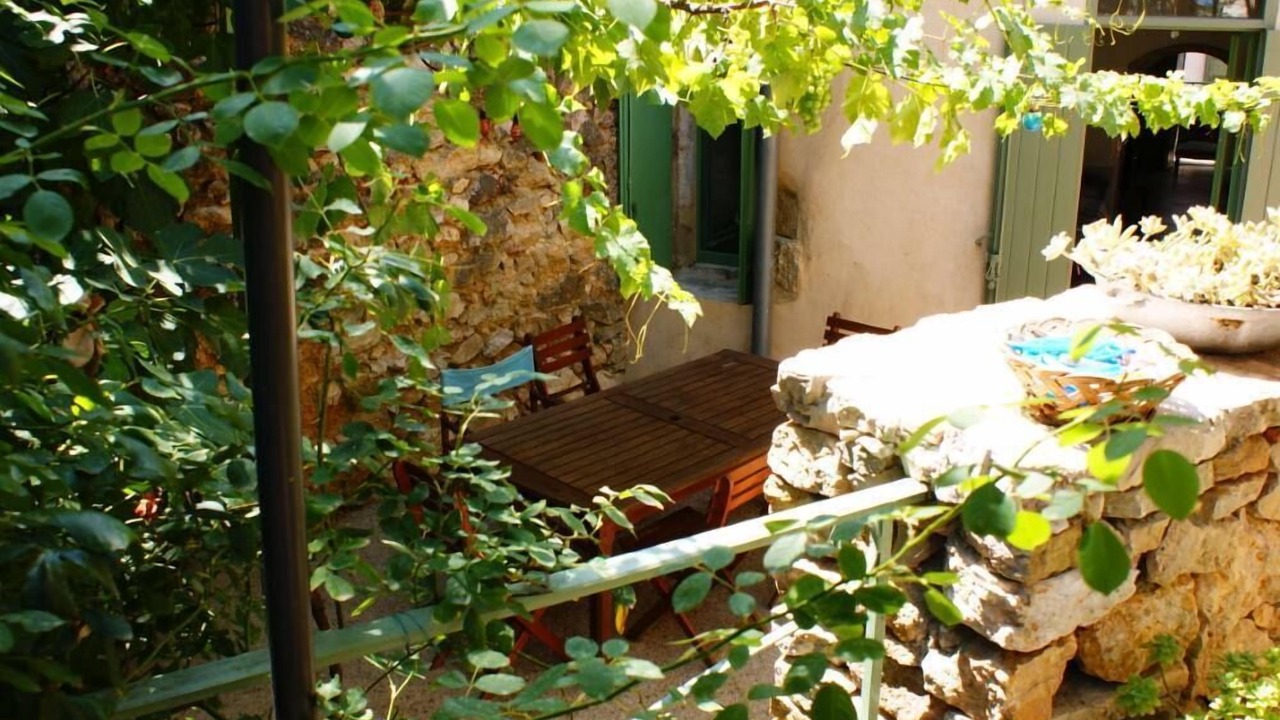 Photo of Patio Balcony in Puechabon