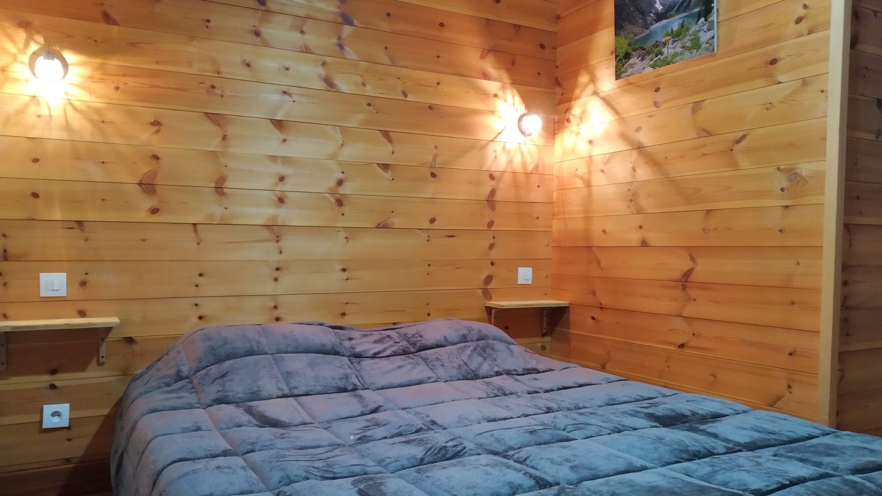 Photo of Bedroom in Venosc