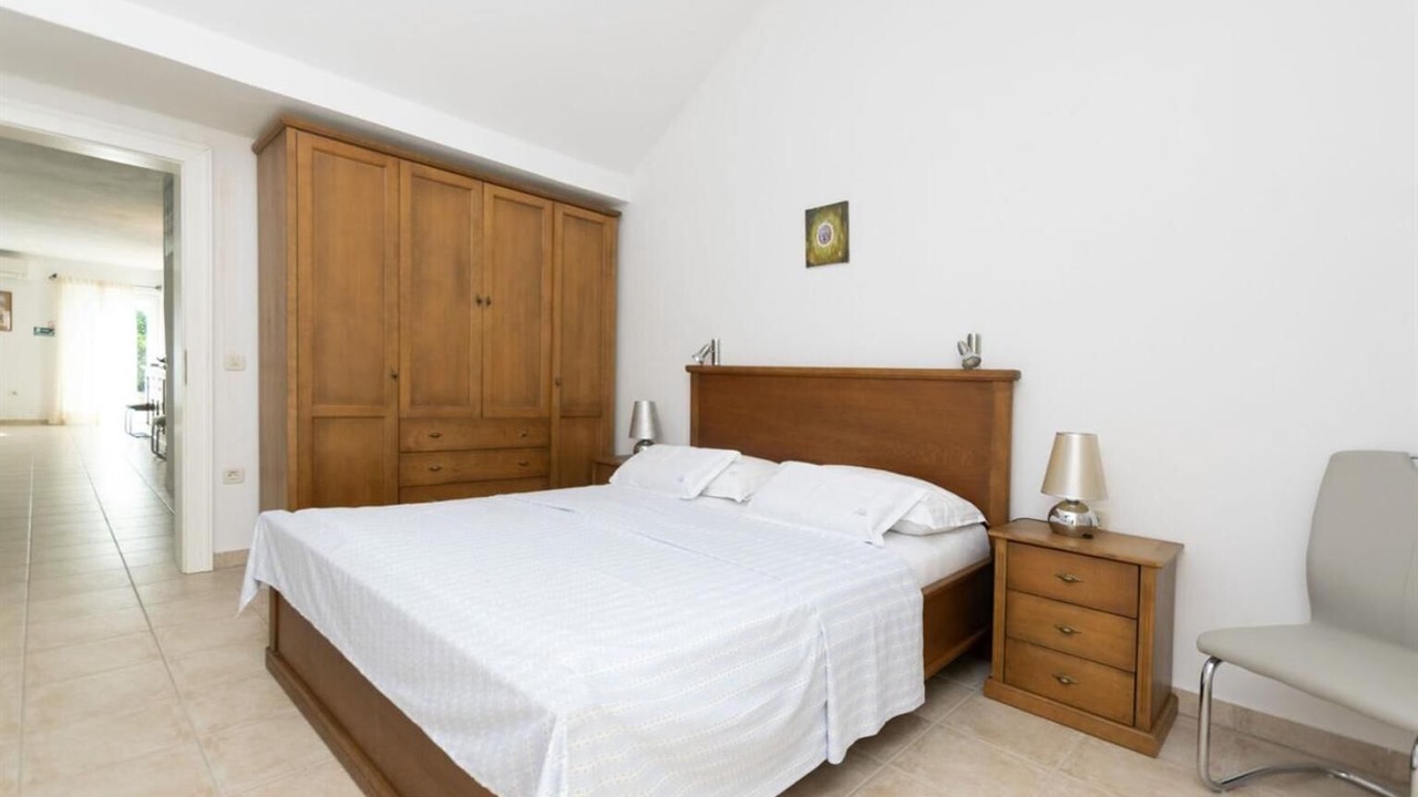 Photo of Bedroom in Mirce