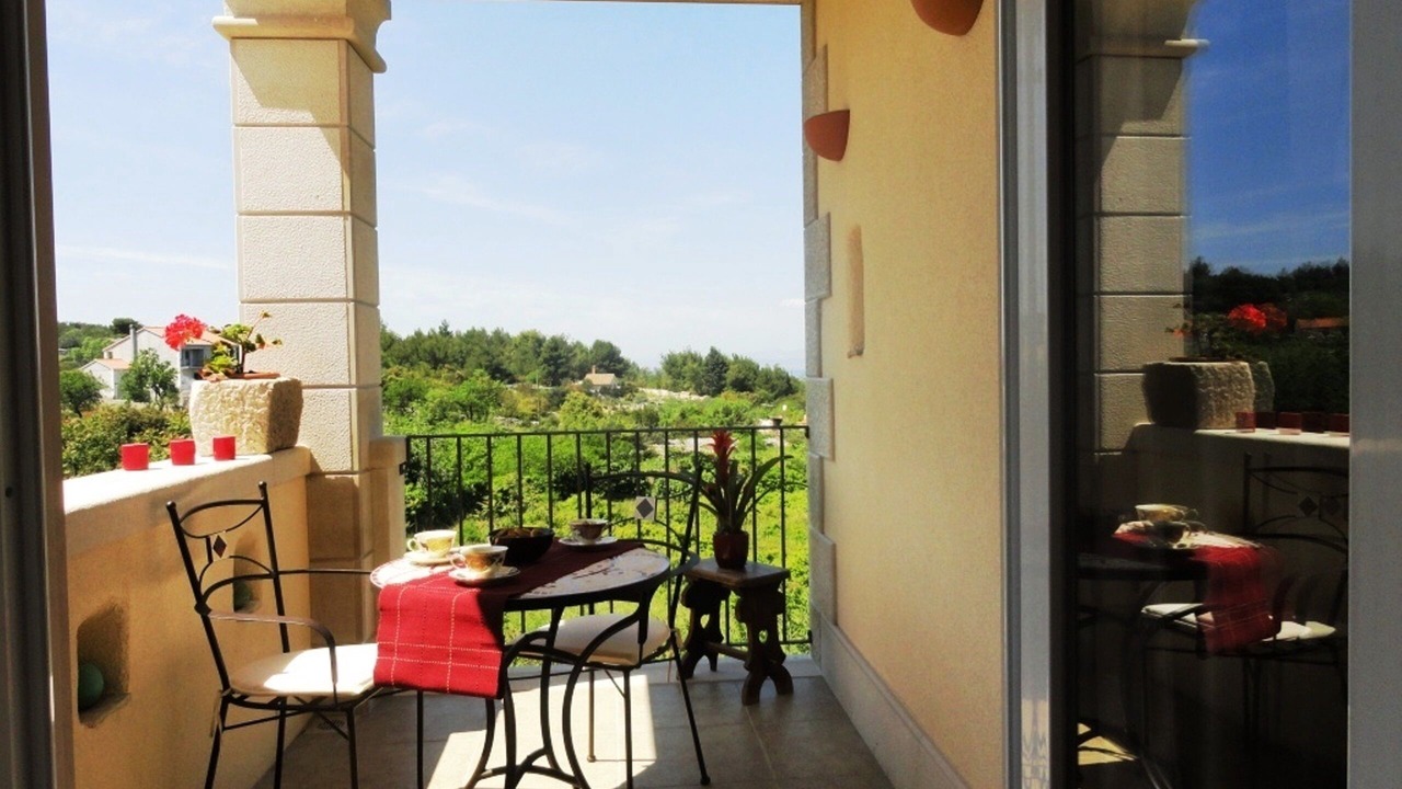 Photo of Outdoor in Mirce