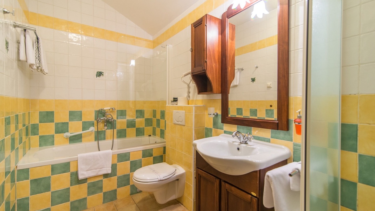 Photo of Bathroom in Mirce