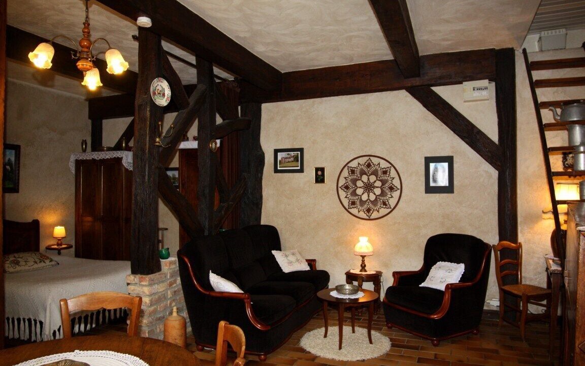 Photo of Others in Monthodon