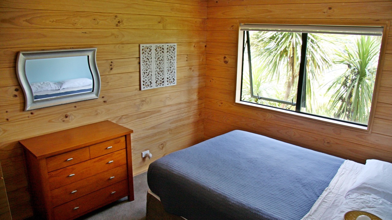 Photo of Others in Surfdale