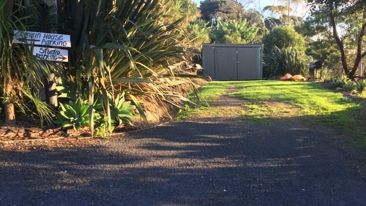 Photo of Others in Surfdale