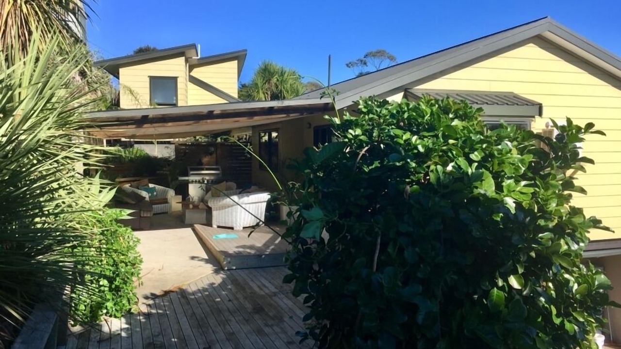 Photo of Others in Surfdale