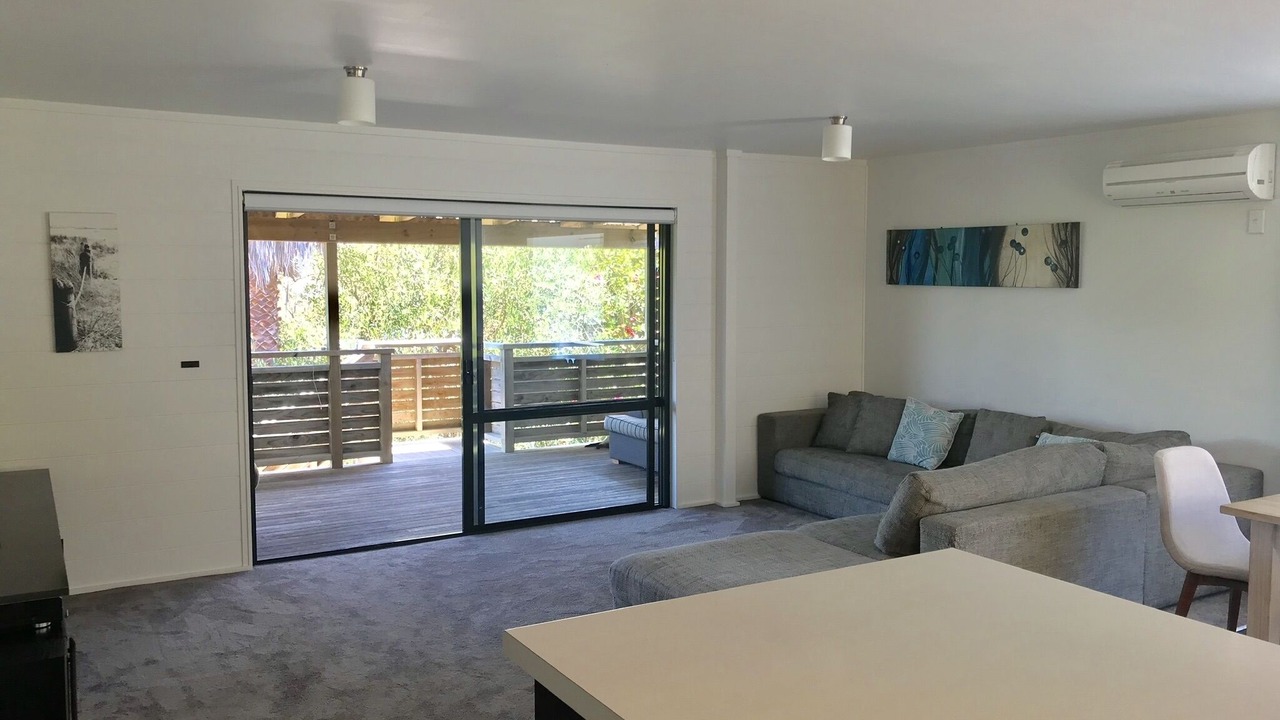 Photo of Livingroom in Surfdale