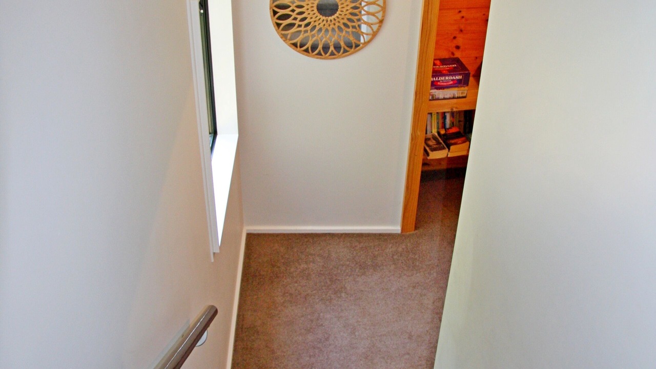 Photo of Others in Surfdale