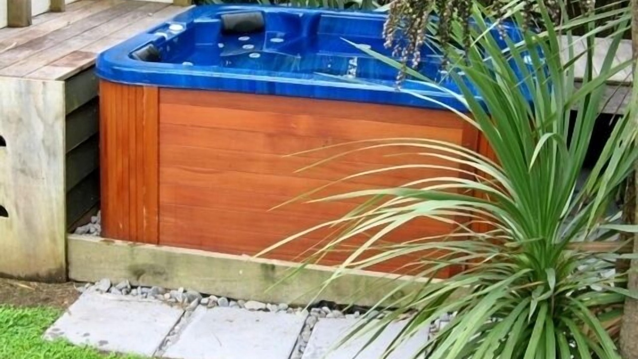 Photo of Others in Surfdale