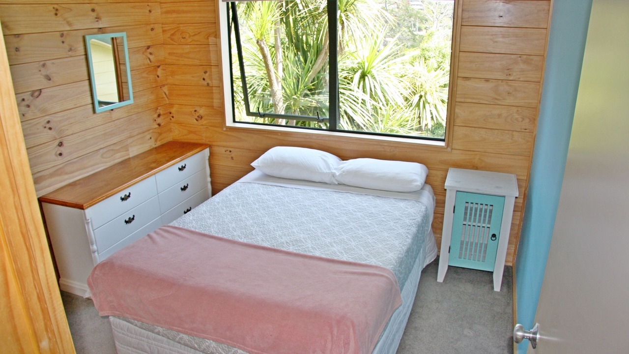 Photo of Others in Surfdale