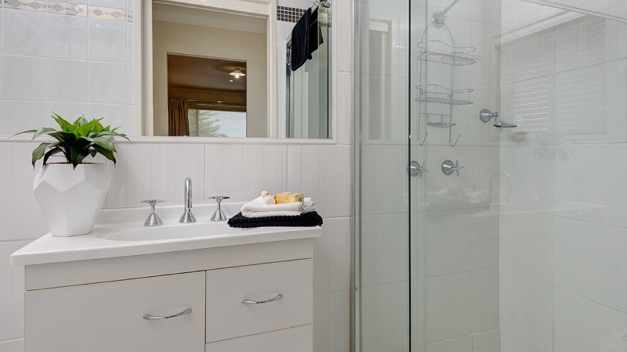 Photo of Others in Broadbeach Waters