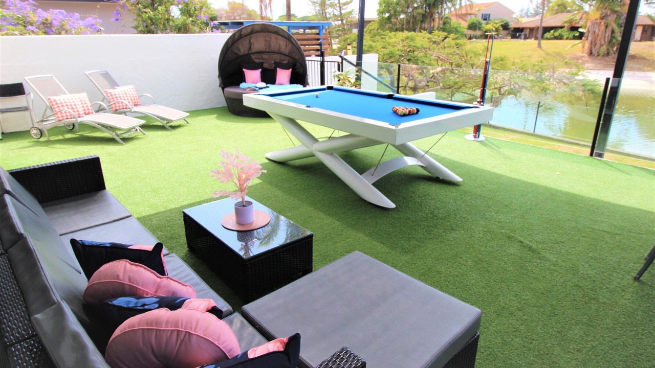 Photo of Patio Balcony in Broadbeach Waters