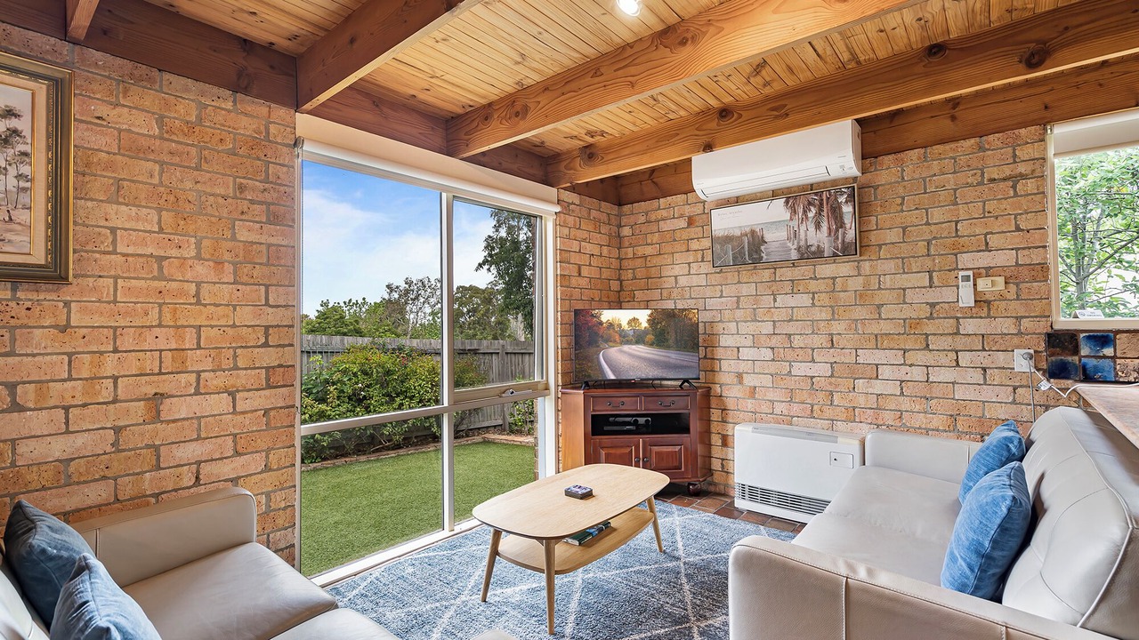 Photo of Livingroom in Croydon