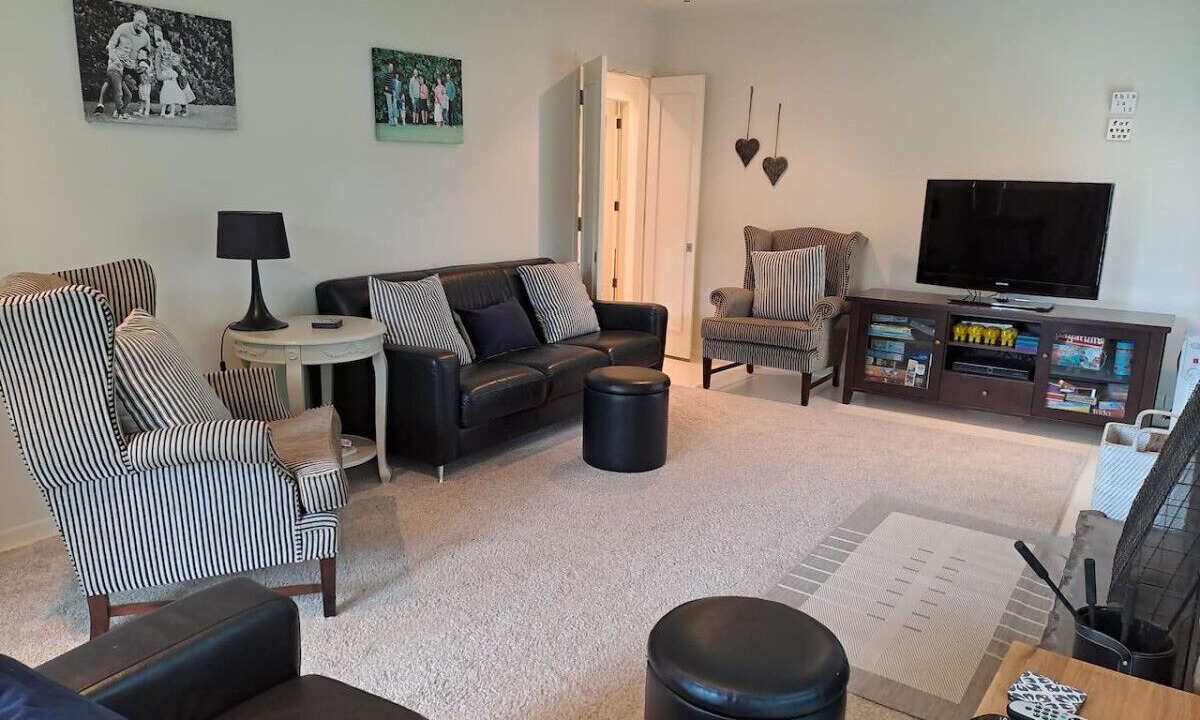 Photo of Livingroom in Rainbow Point